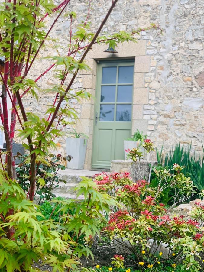 Cote Jardin Bed and Breakfast Sainte-Suzanne  Εξωτερικό φωτογραφία