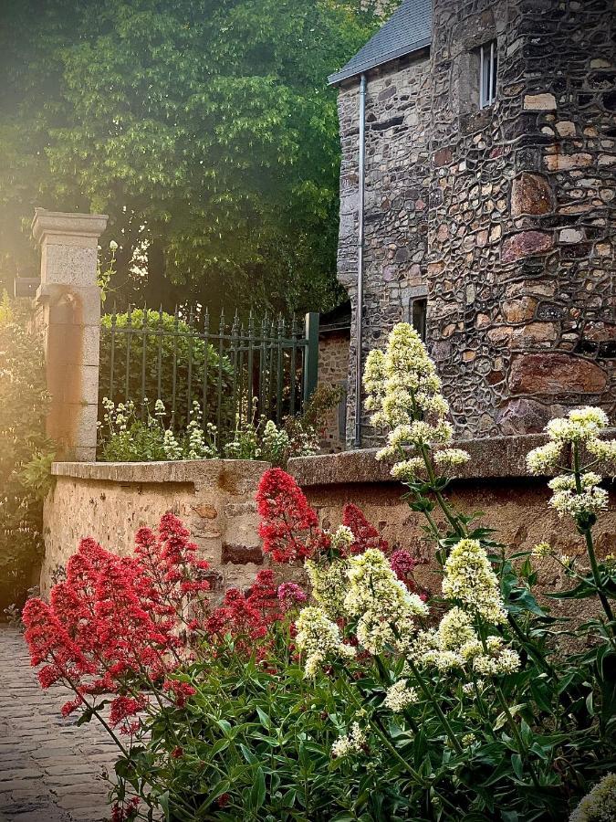 Cote Jardin Bed and Breakfast Sainte-Suzanne  Εξωτερικό φωτογραφία